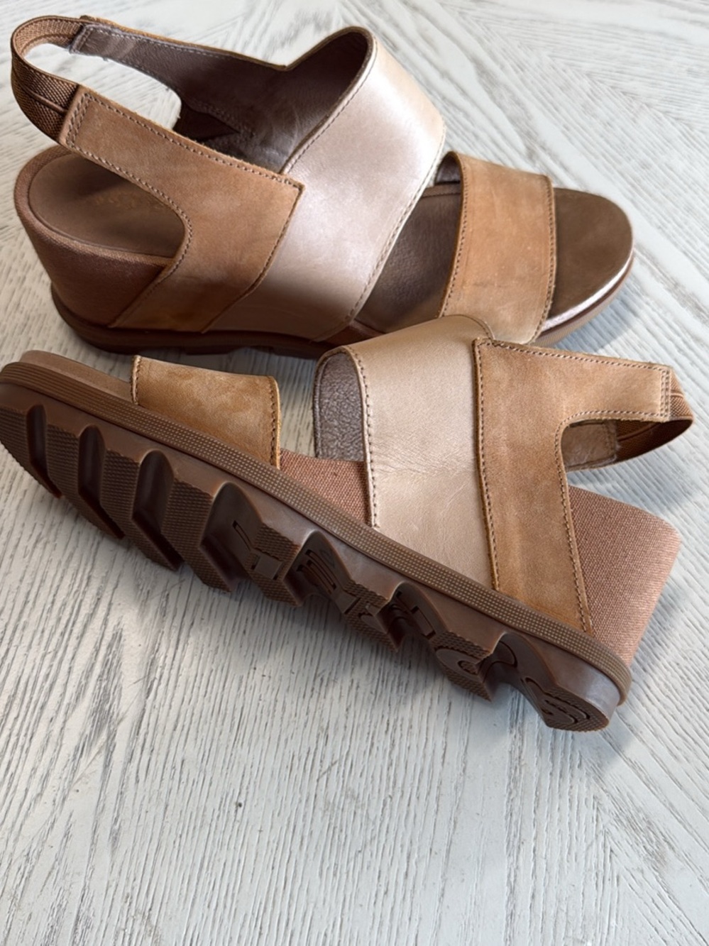 Sorel Women's Joanie II Slingback Wedge- Camel Brown size 11